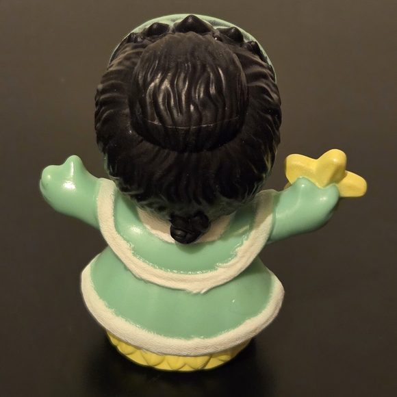 Little People Disney Princess Tiana Holding Star - Picture 2 of 3